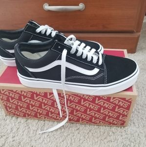 Black Vans
